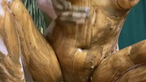 p00girl + pour diarrhea from the bag onto the body and face