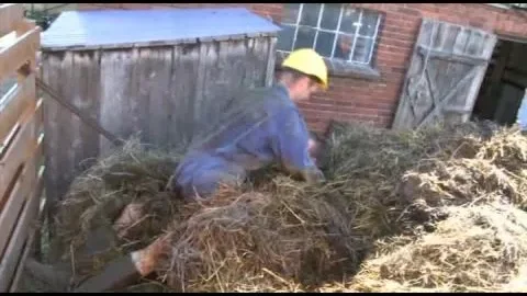 Slurrybois (Berlin Star Film, United Pigs) [ilovescat net]