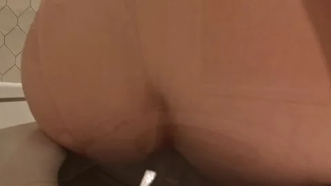 gassy Б─⌠ Classy poo comp 6