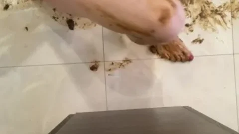 Scat Ella Ultimate Smearing + Pee And Poop Directly On Face [ilovescat net]