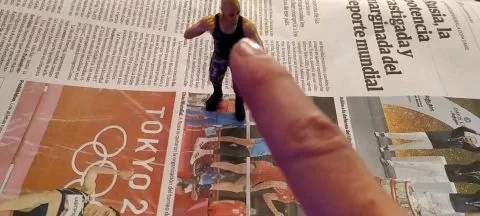 Xiomara Fox Fetish Queen Giantess scat 1 (with a tiny men toy)