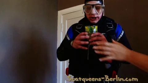 Scatqueens Berlin Mistress Michelle Б The Shit Diver P4