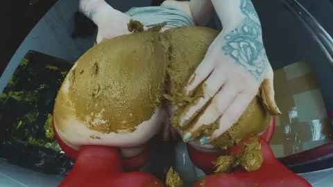 SweetbettyParlour strange noise in scat clip ($16 99 ScatShop)